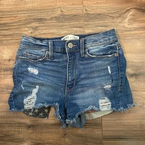 MUDD AMERICAN FLAG DISTRESSED JEAN SHORTS